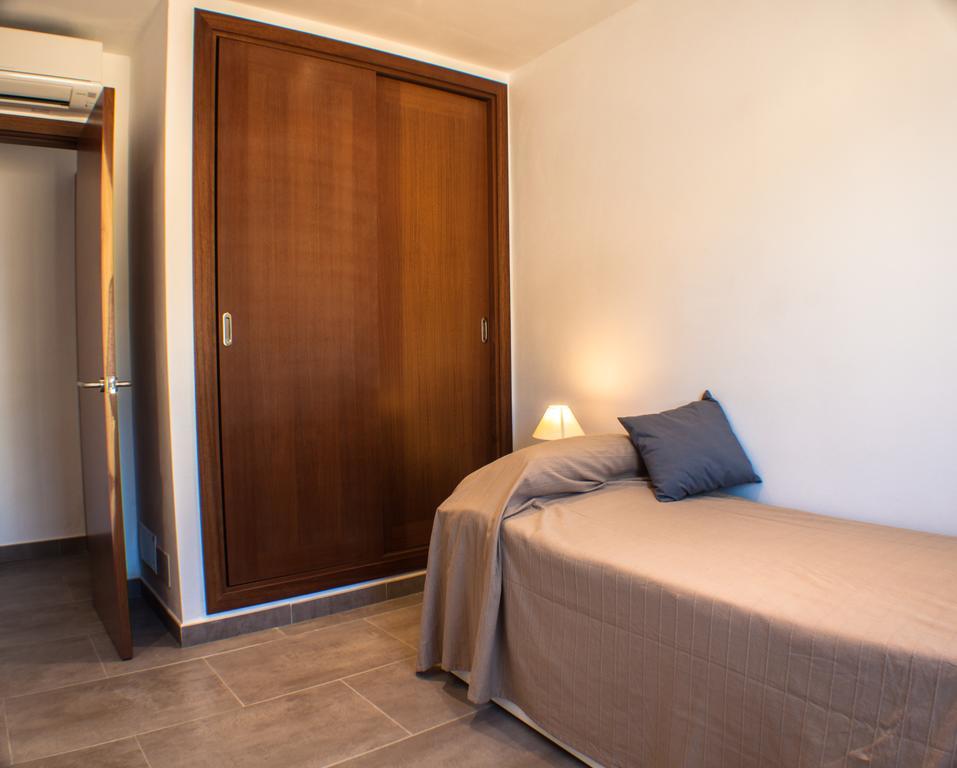 Townhouse Calvari By Homevillas360 波连斯萨 客房 照片