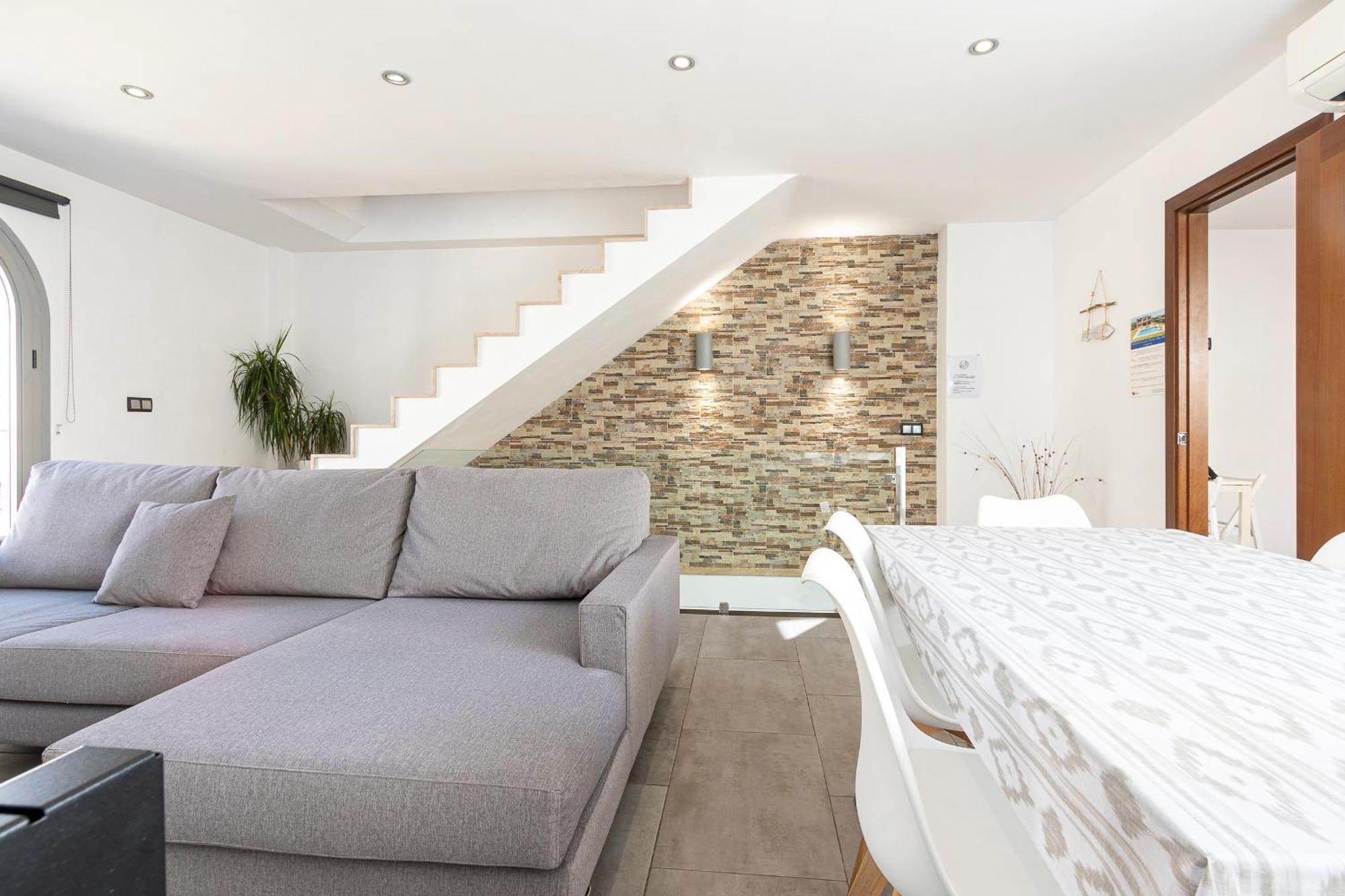 Townhouse Calvari By Homevillas360 波连斯萨 外观 照片
