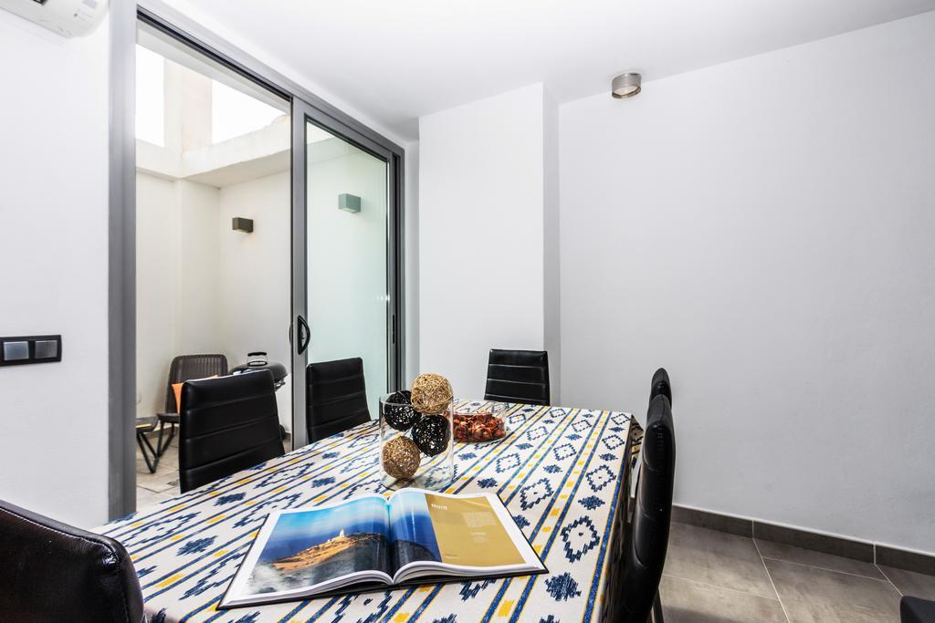 Townhouse Calvari By Homevillas360 波连斯萨 外观 照片